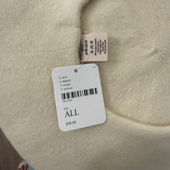 Wool Beret Hats - Picture 8 of 8